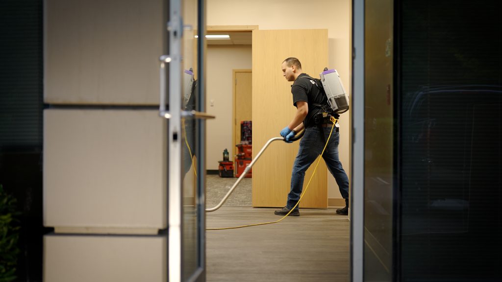 The Ultimate Guide to Choosing the Right Office Janitorial Service