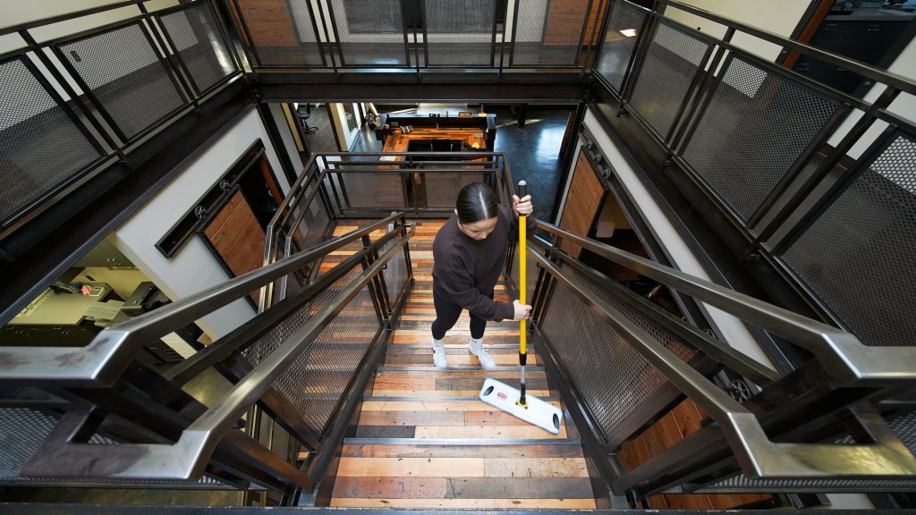 temporary cleaning staff service